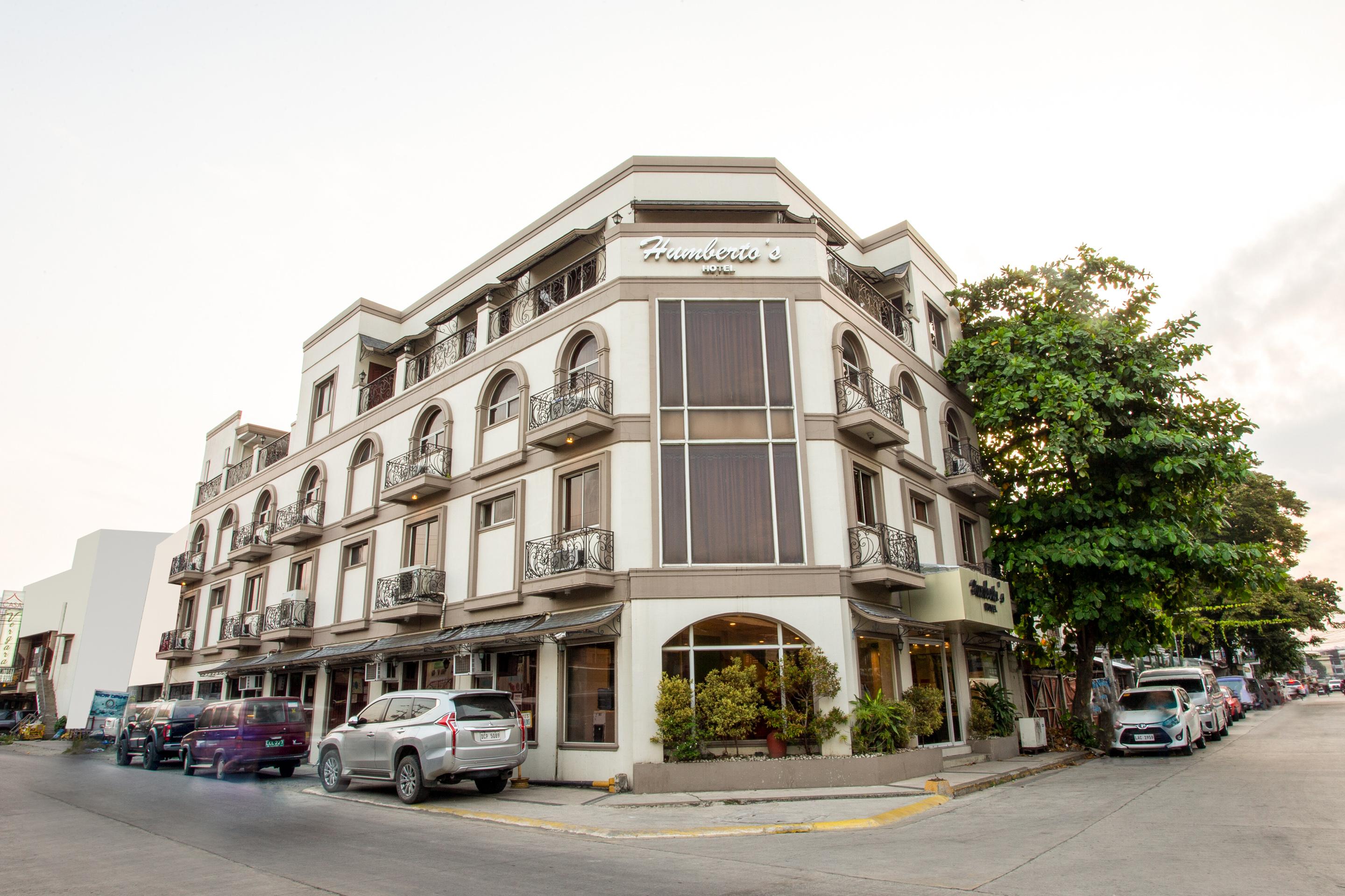 Oyo 414 Humberto'S Hotel Davao City Eksteriør billede